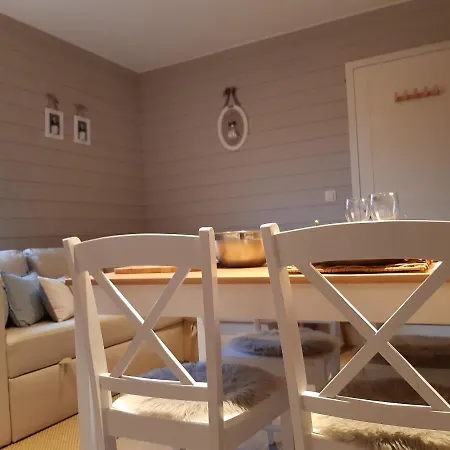 Casa-cosi, Tourist & Business & Flats With Reserved Parking And Private Terraces In Shared Garden With Seasonal Pool Included, Private Sauna Available