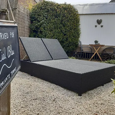 Casa-cosi, Tourist & Business & Flats With Reserved Parking And Private Terraces In Shared Garden With Seasonal Pool Included, Private Sauna Available מלון דירות לוקרן